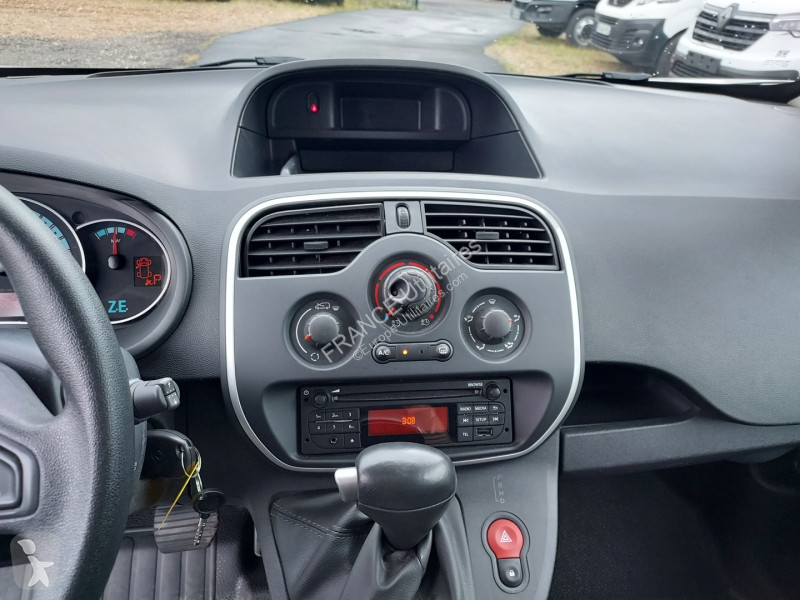 Коммерческий автомобиль Renault KANGOO II...
