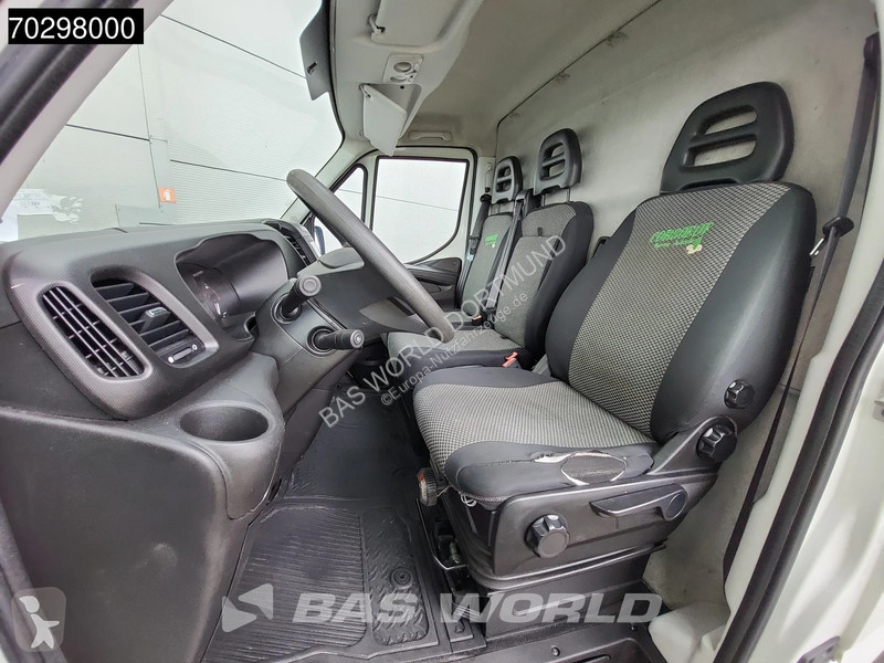Furgoneta Iveco 35S14 L2H2 3,5t Anhangelast...