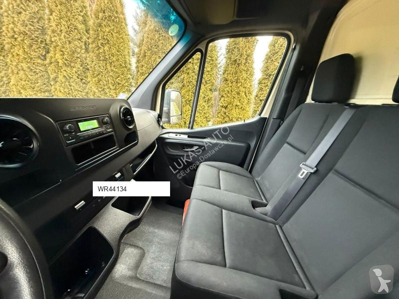 عربة نفعية Mercedes SPRINTER