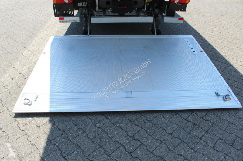 Furgoneta DAF   XB 210 Koffer ACC AHK Nur 900...
