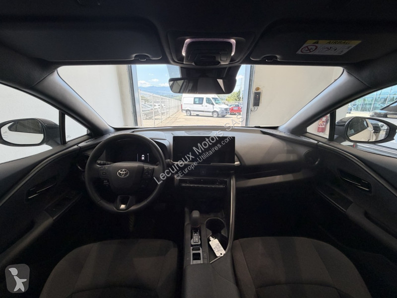 Furgoneta Toyota (2) 1.8 Hybride 140 Design