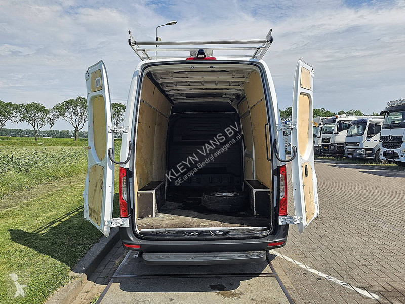 Furgoneta Mercedes 315 L2H2 LED RWD Mbux!