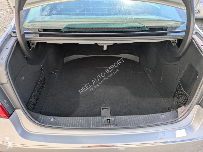 عربة نفعية Mercedes CLASSE E 200 CDI 136CH...