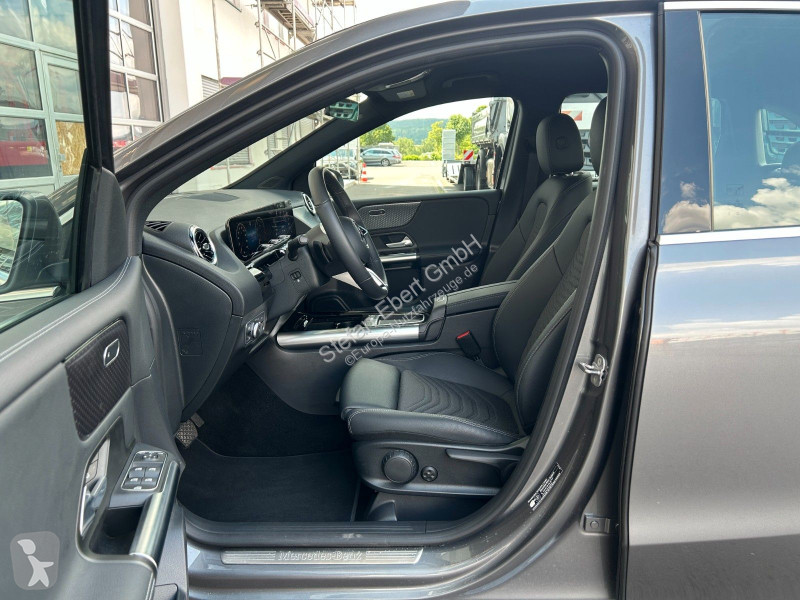 Véhicule utilitaire Mercedes B 180...
