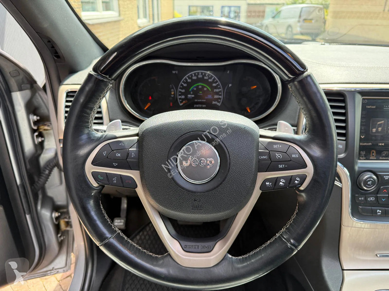 عربة نفعية Jeep 3.0 V6 CRD Overland 4x4...