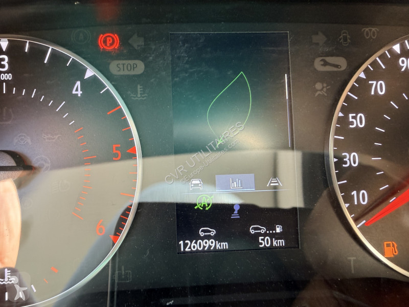 Véhicule utilitaire Renault TRAFIC III FG L2H1...