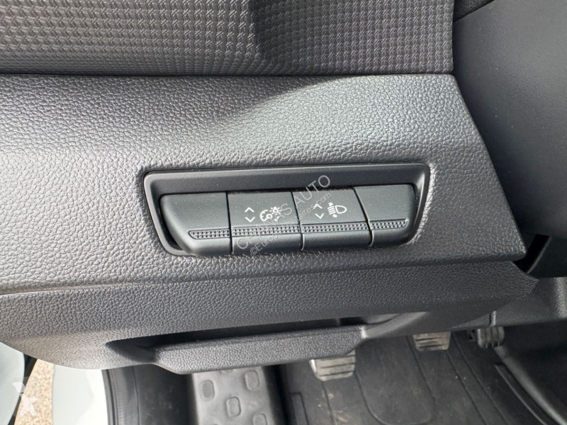 Véhicule utilitaire Renault L2H1 2.0 BLUE DCI...