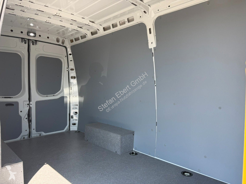 عربة نفعية Iveco 35S18HA8 V Kastenwagen *R...