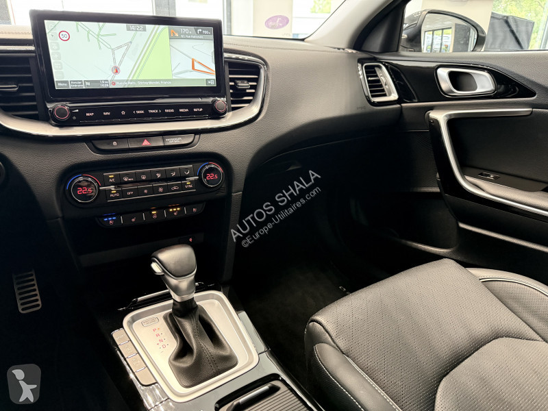 Véhicule utilitaire KIA XCEED / A PARTIR DE...