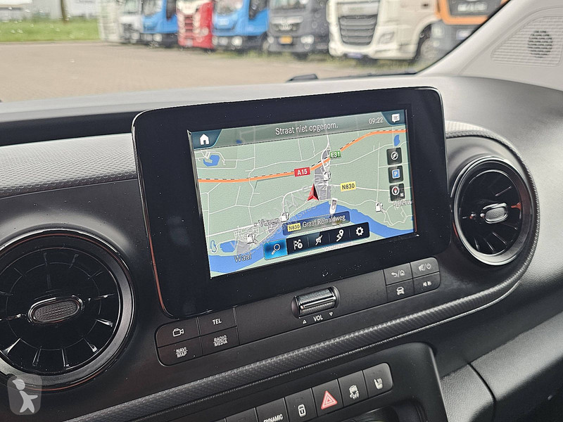 عربة نفعية Mercedes 51kWh L1 290Km WLTP e