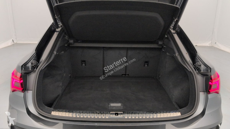 Audi Q3 Transporter