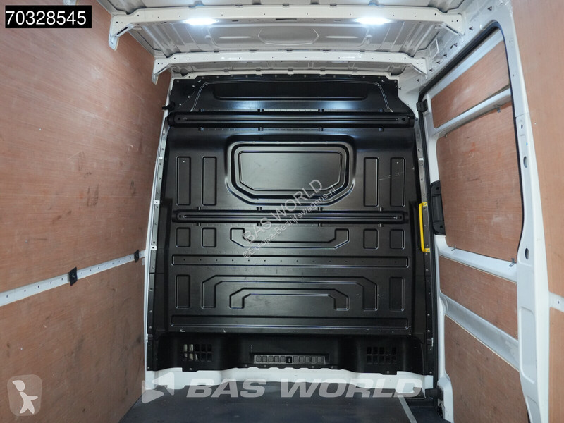 Furgoneta Volkswagen 140pk L3H3 LED Navi Airco...