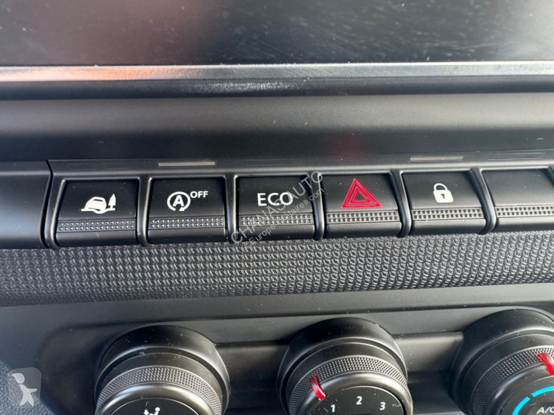 Véhicule utilitaire Renault 2.0 BLUE DCI 150...