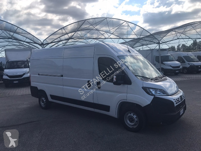 Furgoneta Fiat Ducato 35 L3H2 2.2
