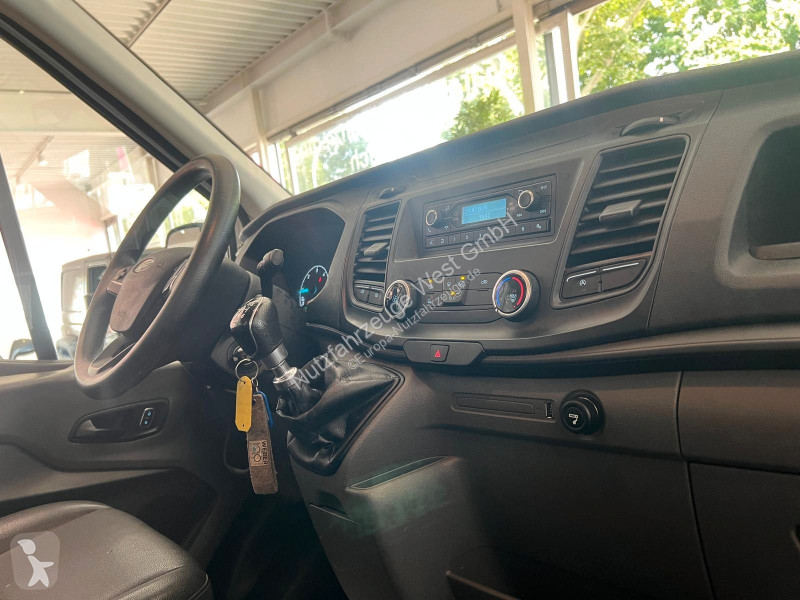 عربة نفعية Ford TDI Maxi DoKa...