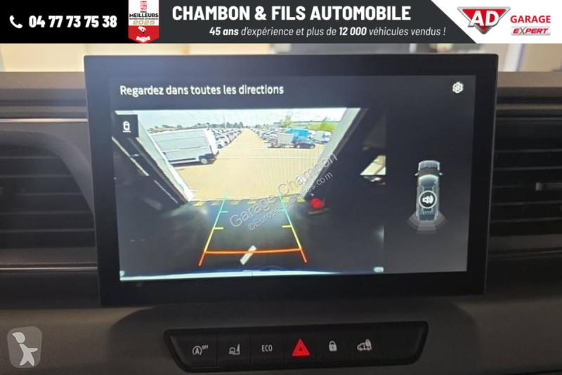 عربة نفعية Renault Fourgon BLUE DCI 150 L3H2...