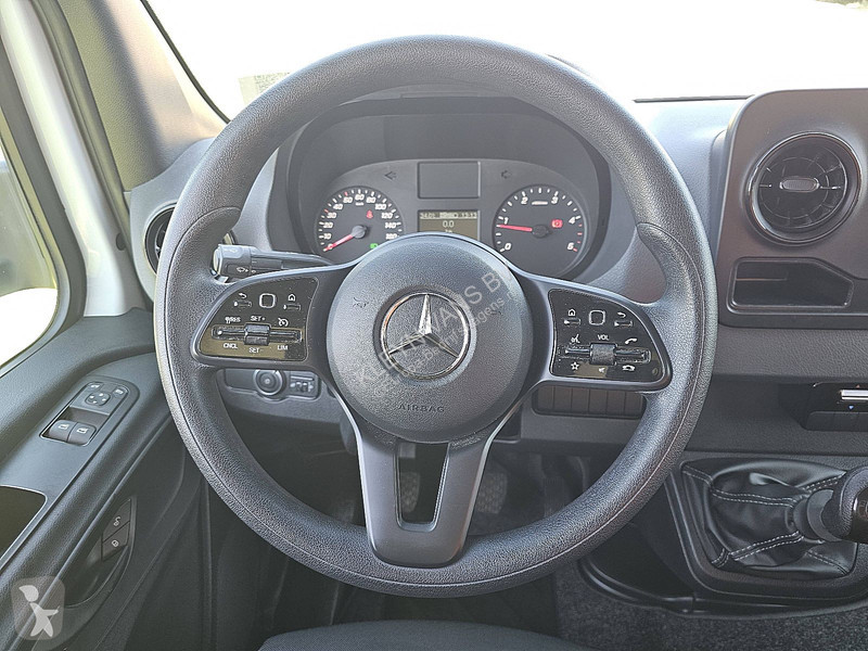 عربة نفعية Mercedes 515 Bakwagen Laadklep!
