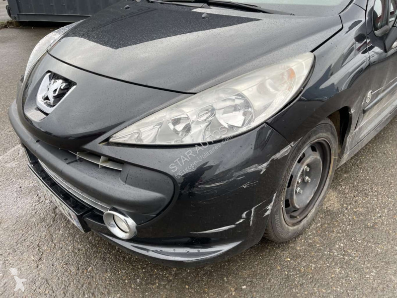 عربة نفعية Peugeot