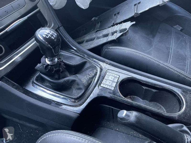 عربة نفعية Ford