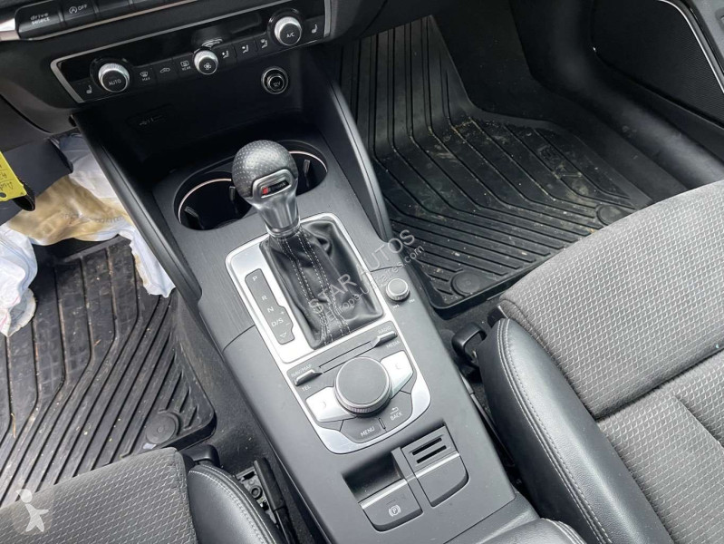 عربة نفعية Audi