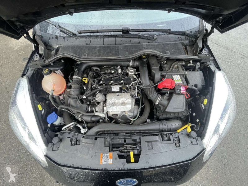 Véhicule utilitaire Ford