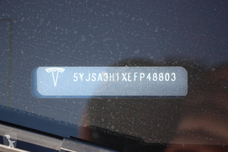 Furgoneta Tesla P85+