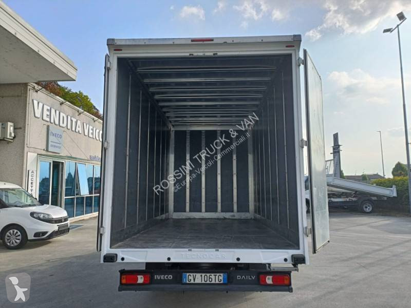 Furgoneta Iveco