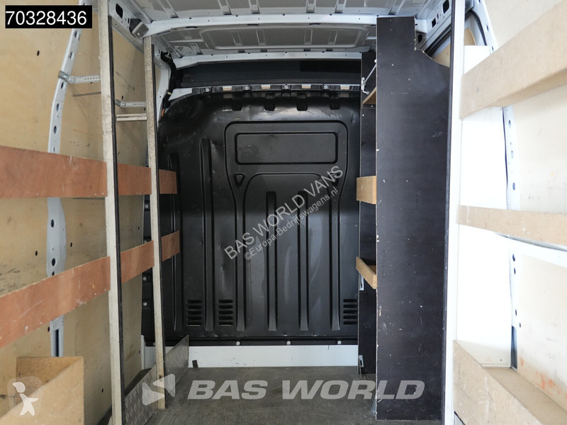 Коммерческий автомобиль Renault Glasresteel...