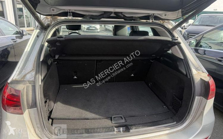 Furgoneta Mercedes