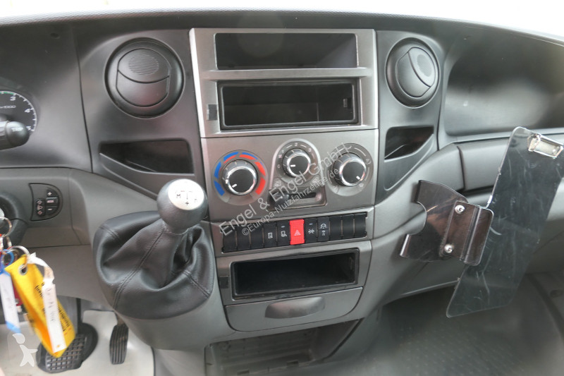 Furgoneta Iveco Daily 35 S11 C30C AUTOMATIK...