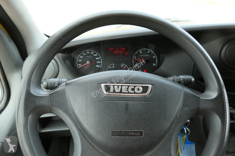 Furgoneta Iveco Daily 35 S11 C30C AUTOMATIK...