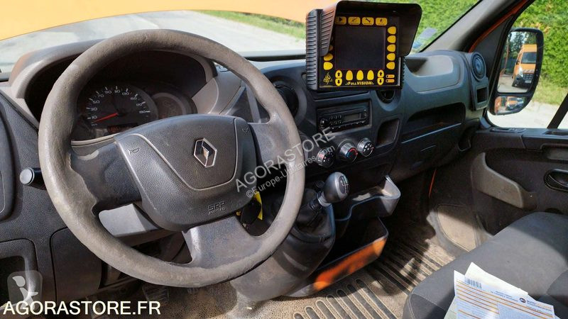 عربة نفعية Renault MASTER