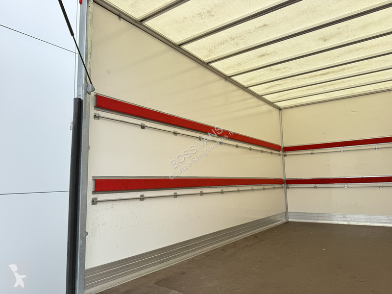 Véhicule utilitaire Ford 2.0 TDCI 130PK...
