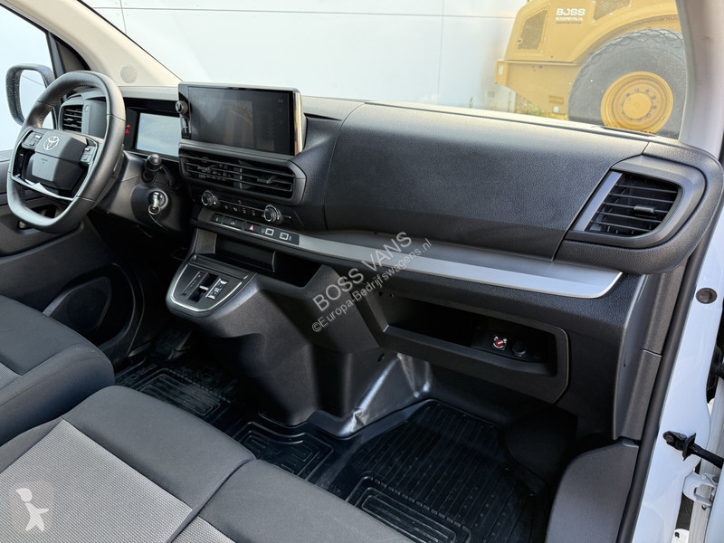 Furgoneta Toyota Electric 75kWh L1 348km WLTP...