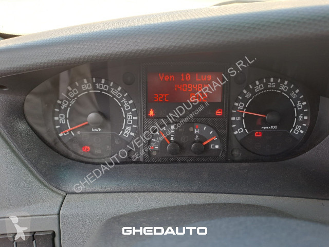 عربة نفعية Iveco Daily 35C15 - CASSONE + GRU