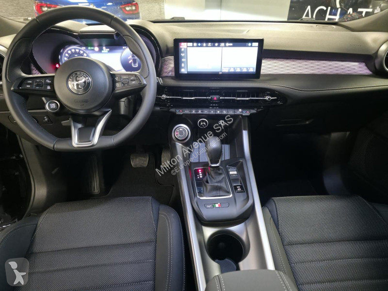 Veicolo commerciale Alfa-Roméo TONALE 1.5 mHEV...