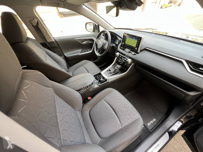 Samochód dostawczy Toyota (5) Hybrid 4x2 Team...
