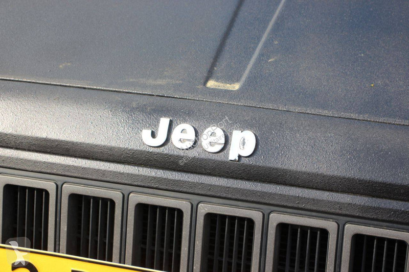 عربة نفعية Jeep Limited