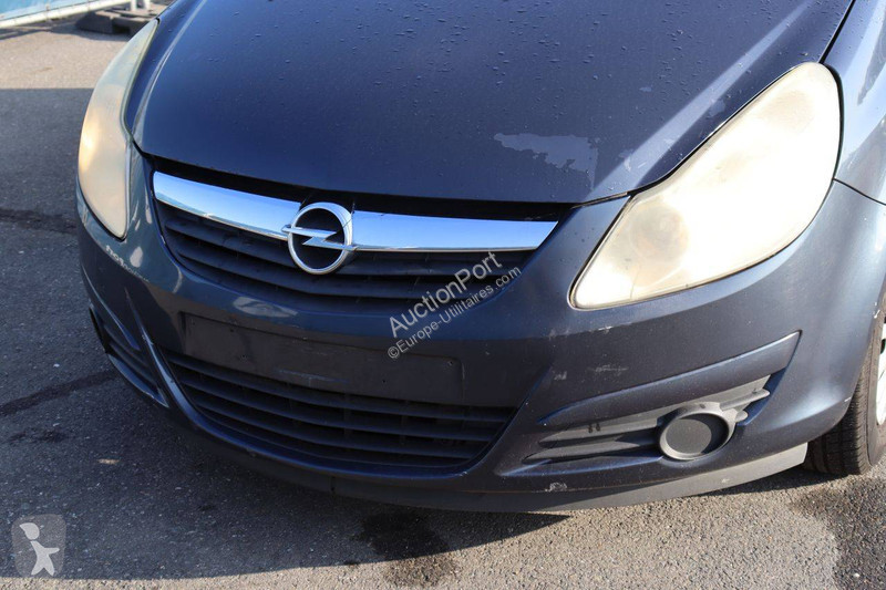 عربة نفعية Opel