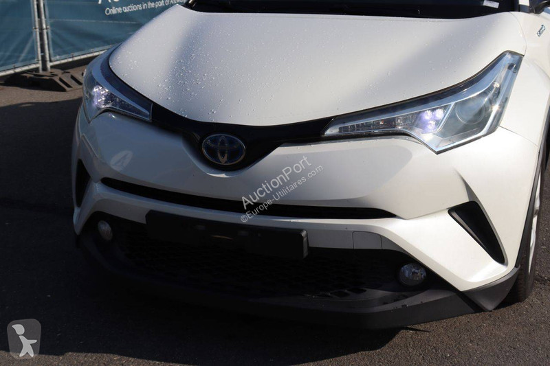Autoutilitară Toyota Hybrid