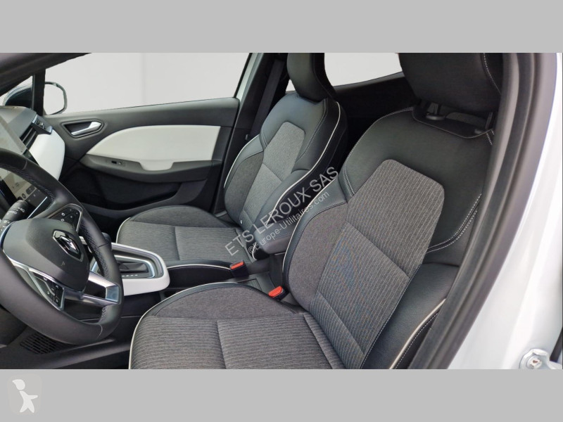 Veicolo commerciale Renault CLIO V
