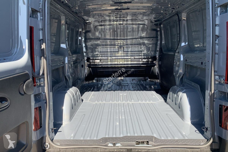 Véhicule utilitaire Renault  TRAFIC FOURGON