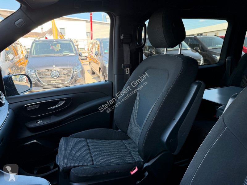 Véhicule utilitaire Mercedes V  d STYLE Tisch...