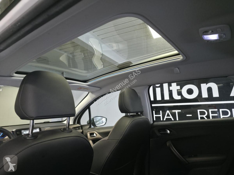 Véhicule utilitaire Peugeot 2008 1.6 e-HDi FAP...