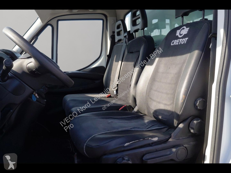 Véhicule utilitaire Iveco CCb 35C16H3.0...