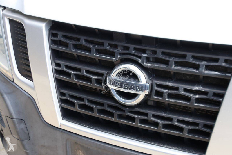 Furgoneta Nissan