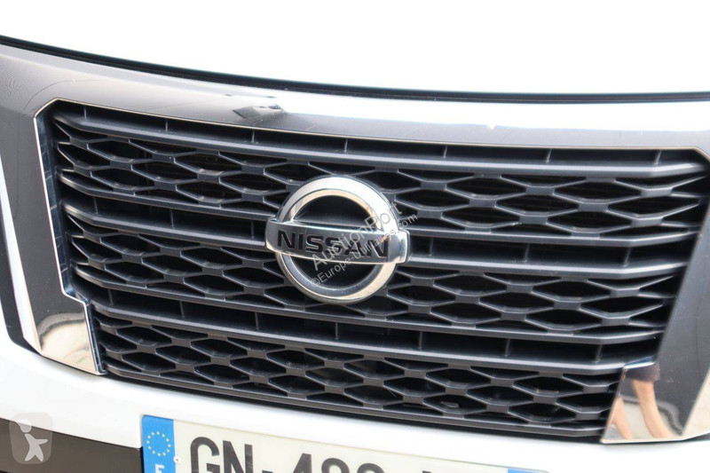 Furgoneta Nissan