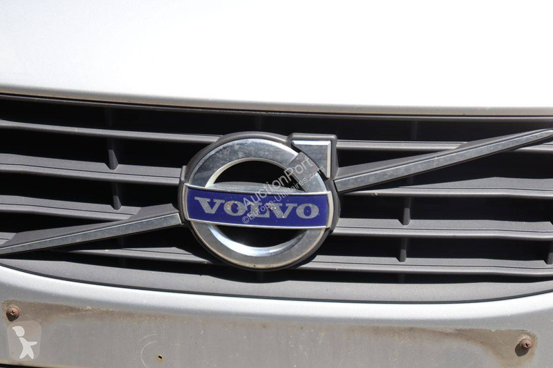 Samochód dostawczy Volvo D3 R-Design