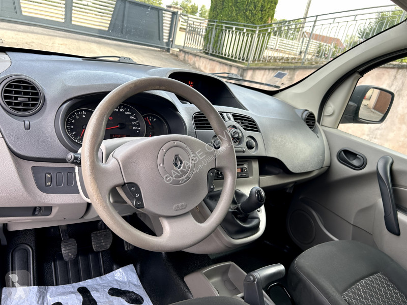 Véhicule utilitaire Renault Exp 1.5 dci 70...