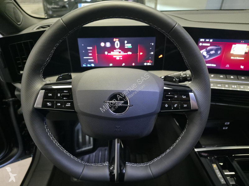 Véhicule utilitaire Opel ASTRA Hybrid - 180 -...